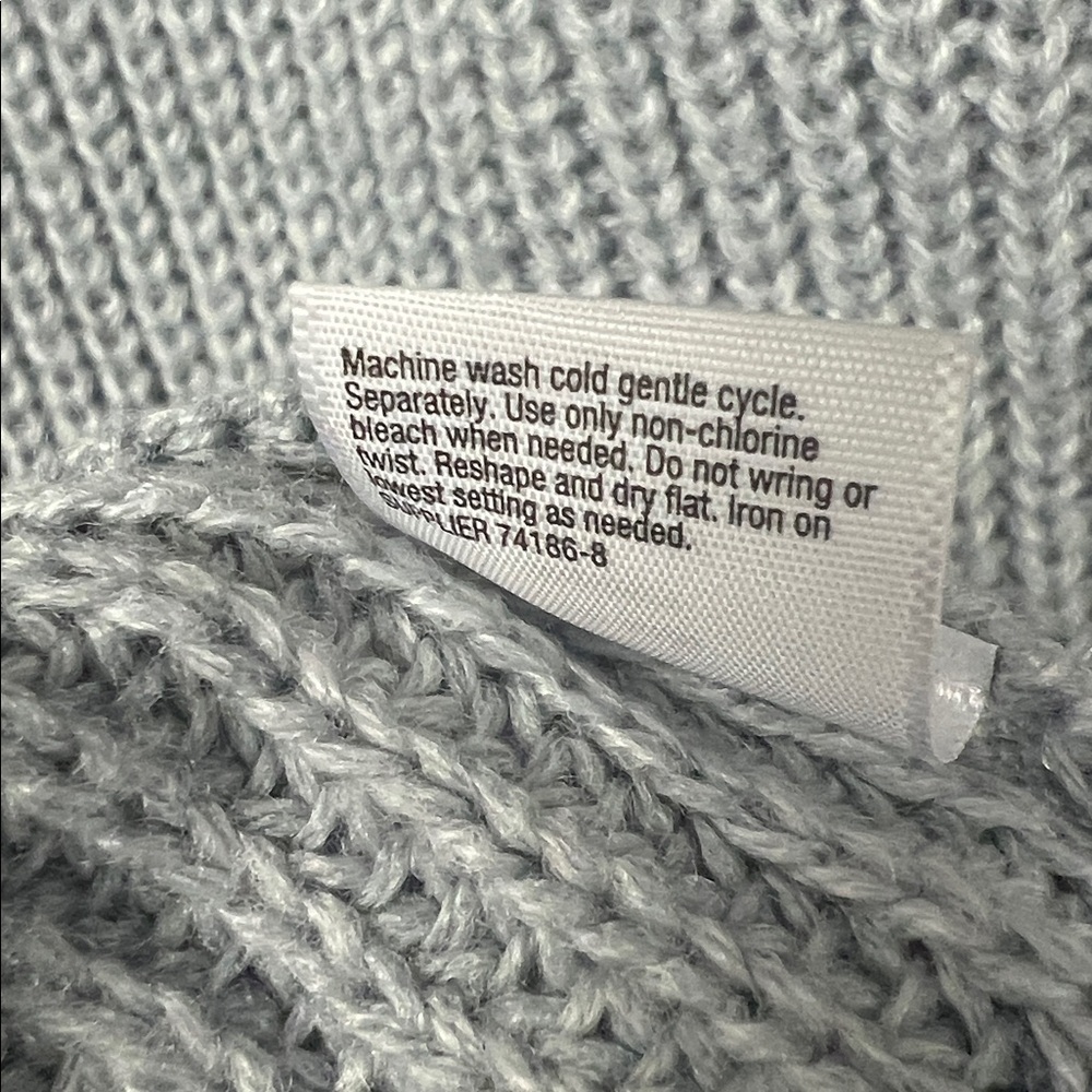 Gray Sweater - Picture 6 of 6